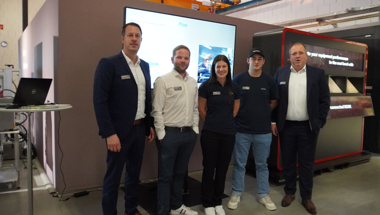 Great start into the trade fair week | Komax