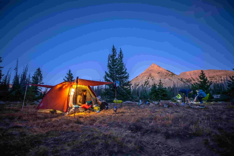 NoahWetzel_2020_UintasBackpacking_233-min.jpg