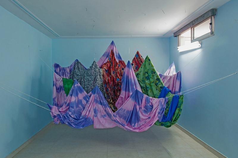 Suspended pink mountain, 2017, hand-dyed cotton cloth, found cloth, rope, 15 x 11 x 7 in, 2017