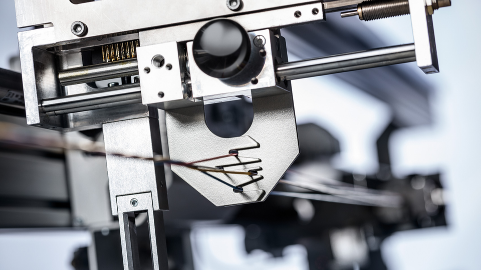 bt 188 T - Optional multiple twisting for precise impact formation