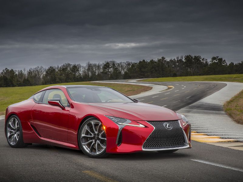 10 Best Cars for Traveling Long Distances Autobytel