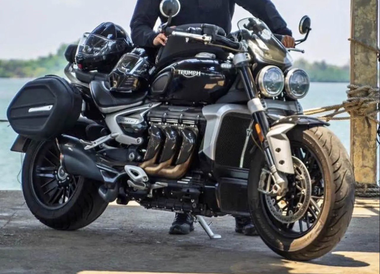 Дополнительное изображение Triumph Rocket 3R 2021 clqnrzeojz8fu0b15o4yw2z13