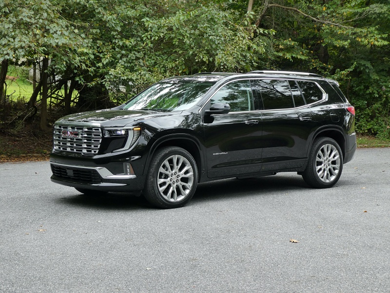 2024 GMC Acadia Denali ・  Photo by Brady Holt