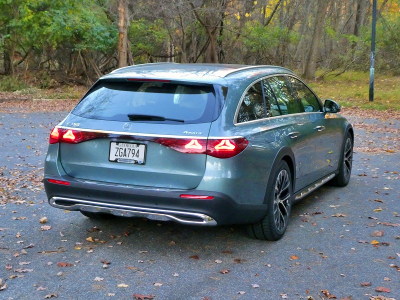 2024 Mercedes-Benz E 450 All-Terrain ・  Photo by Brady Holt