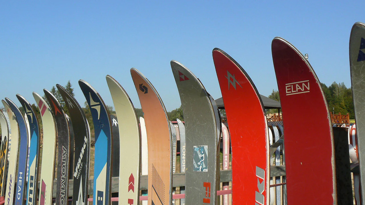 How to Sell Used Skis: 4 Tips to Sell Your Skis Fast