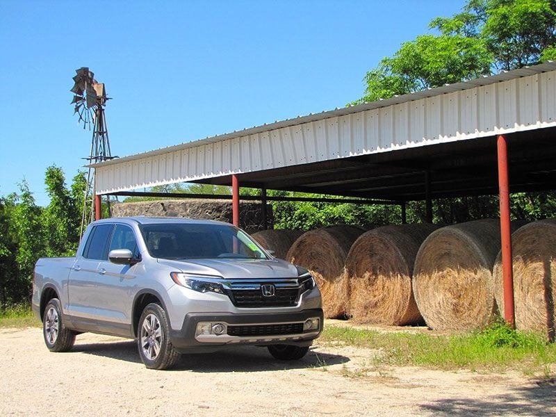 2017 Honda Ridgeline ・  Photo by Ryan ZumMallen