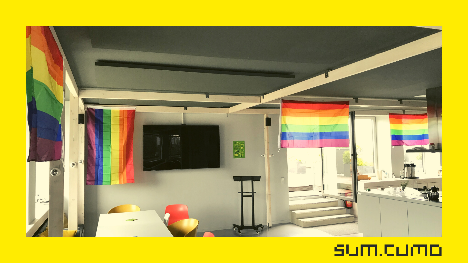 sum.cumo zeigt Flagge