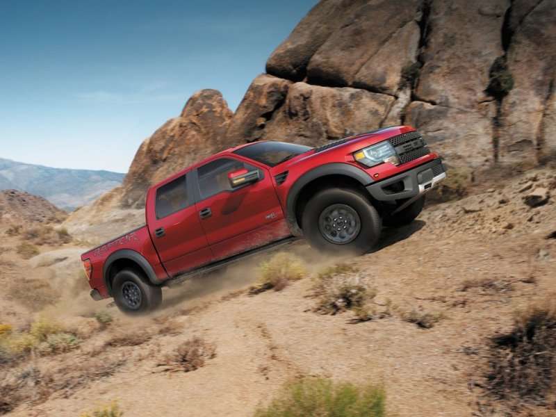 2014 Ford Raptor Off-road ・  Photo by Ford 