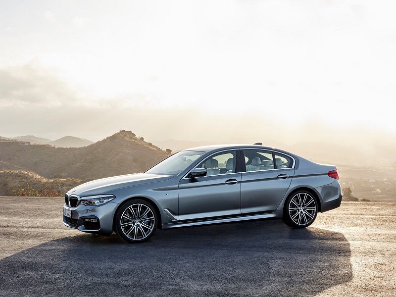 2020 BMW 540i Road Test and Review | Autobytel