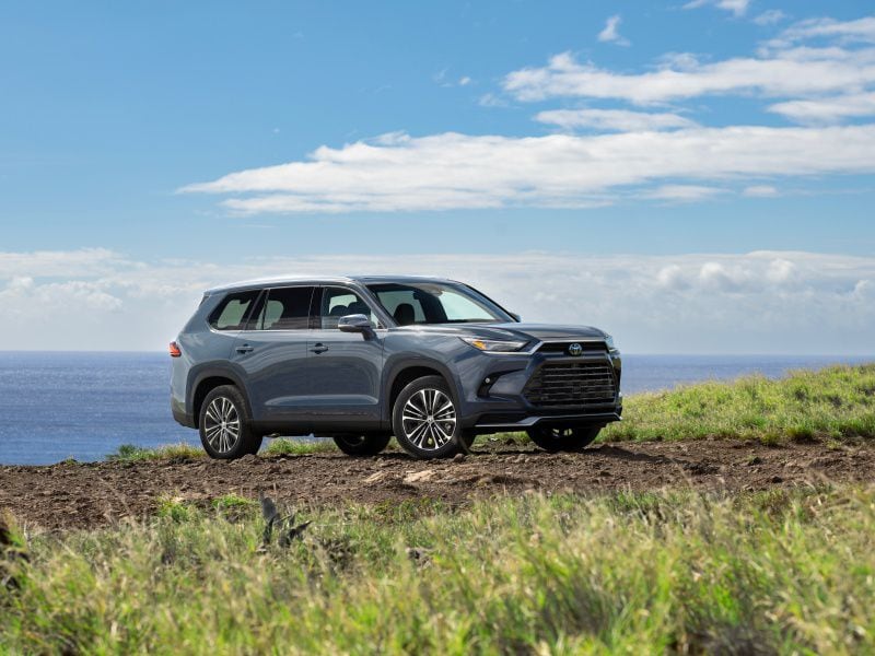 2024 Toyota Grand Highlander First Drive: Hybrid Power Paired With 3-Row  Space