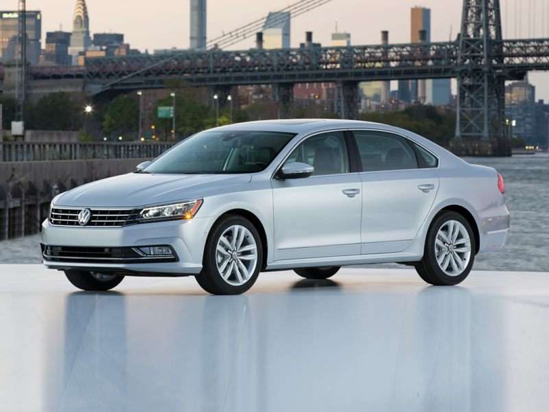 2016 Volkswagen Passat 