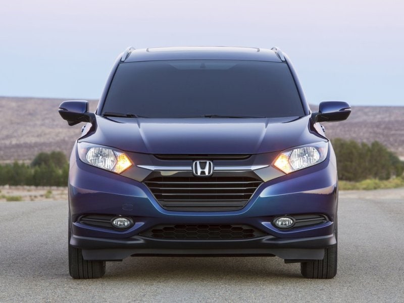 2016 Honda HR-V front view grille ・  Photo by Honda 