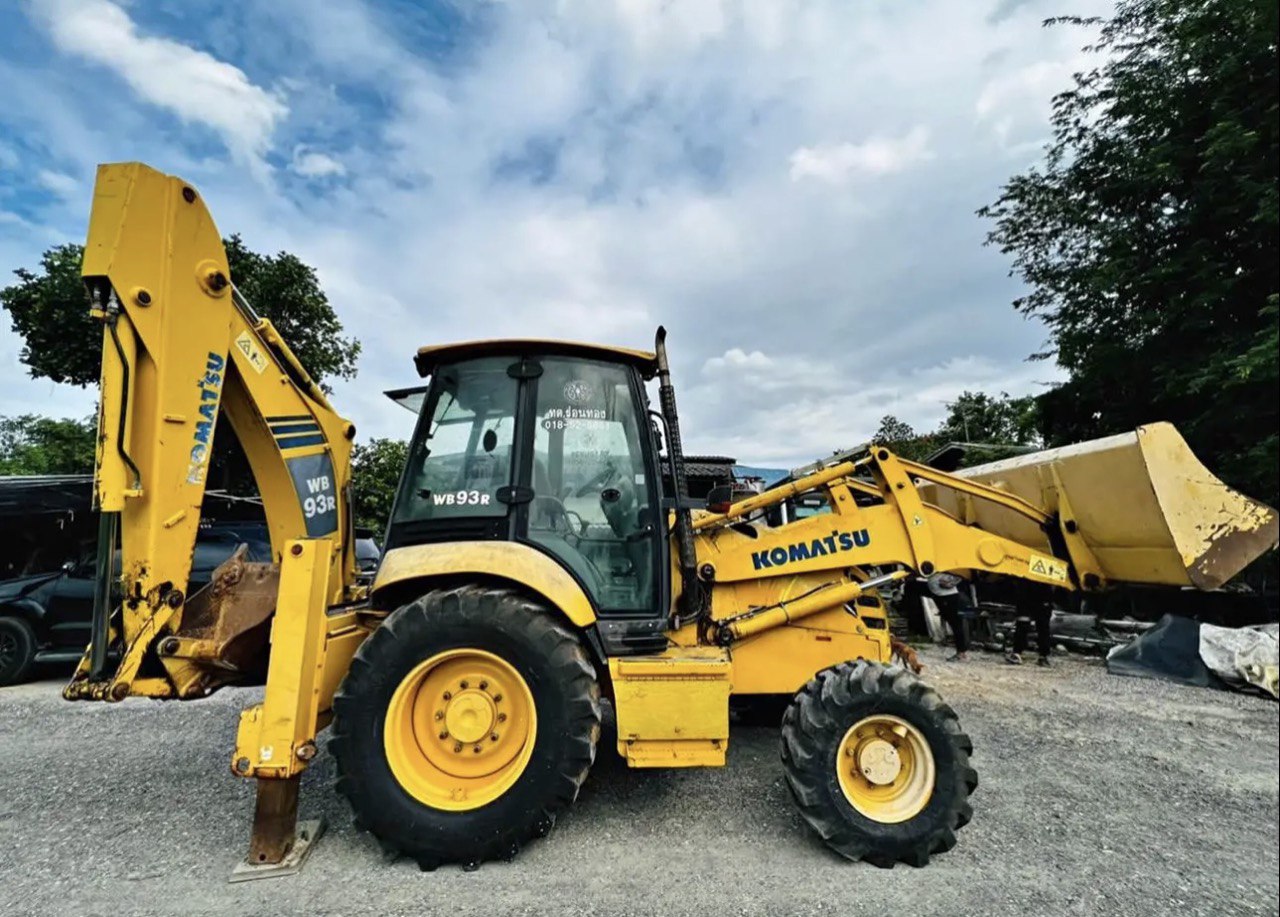 Дополнительное изображение Komatsu WB93R 2013 clqqoep7v6tik0b13el43eafc