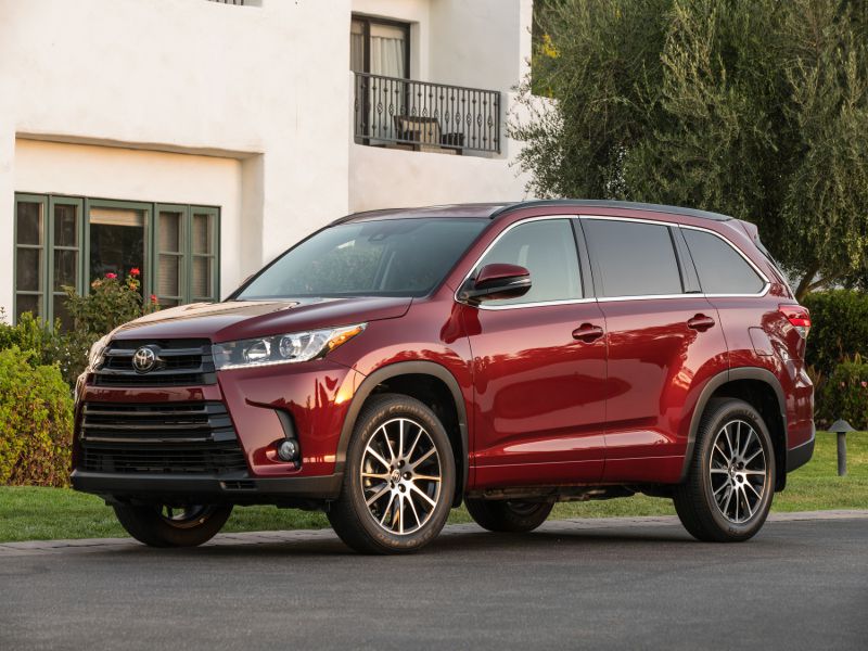 10 Best 8 Passenger SUVs Autobytel
