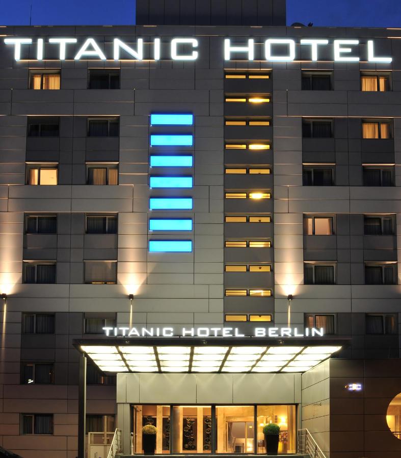 TITANIC Comfort Mitte