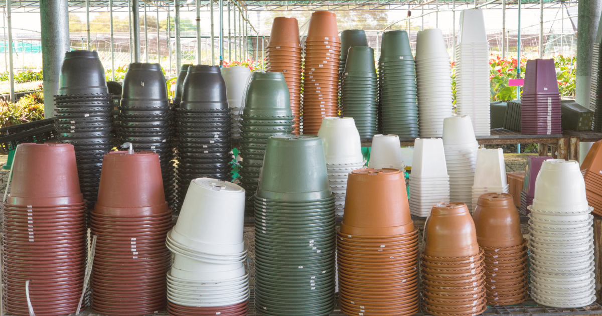 Plastic Pots.png