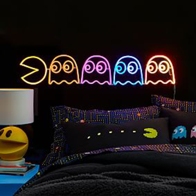 PAC-MAN Pottery Barn Teen Crossover Bedding and Wall Decor