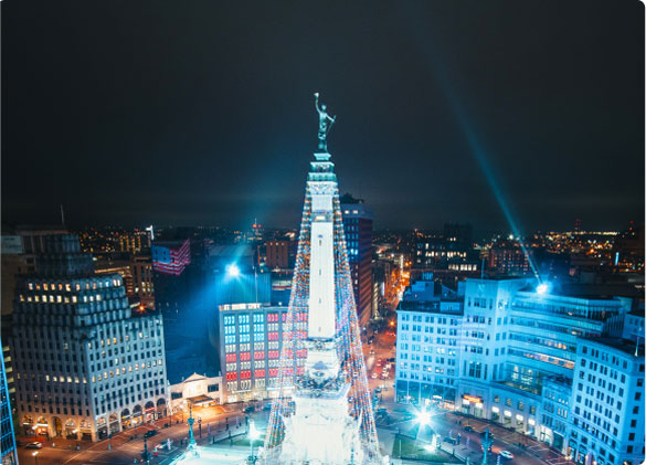 Indianapolis_Monument-Christmas.jpg