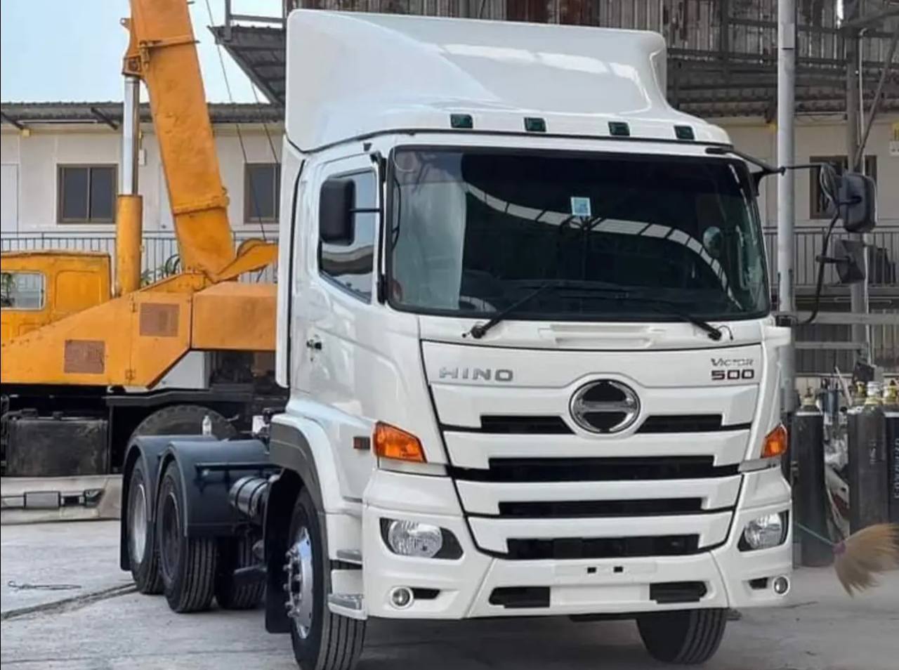 Дополнительное изображение Hino 500 clpyzby4io39b0b0whymih0wl