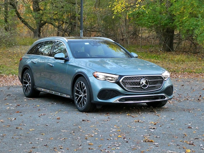 2024 Mercedes-Benz E 450 All-Terrain ・  Photo by Brady Holt